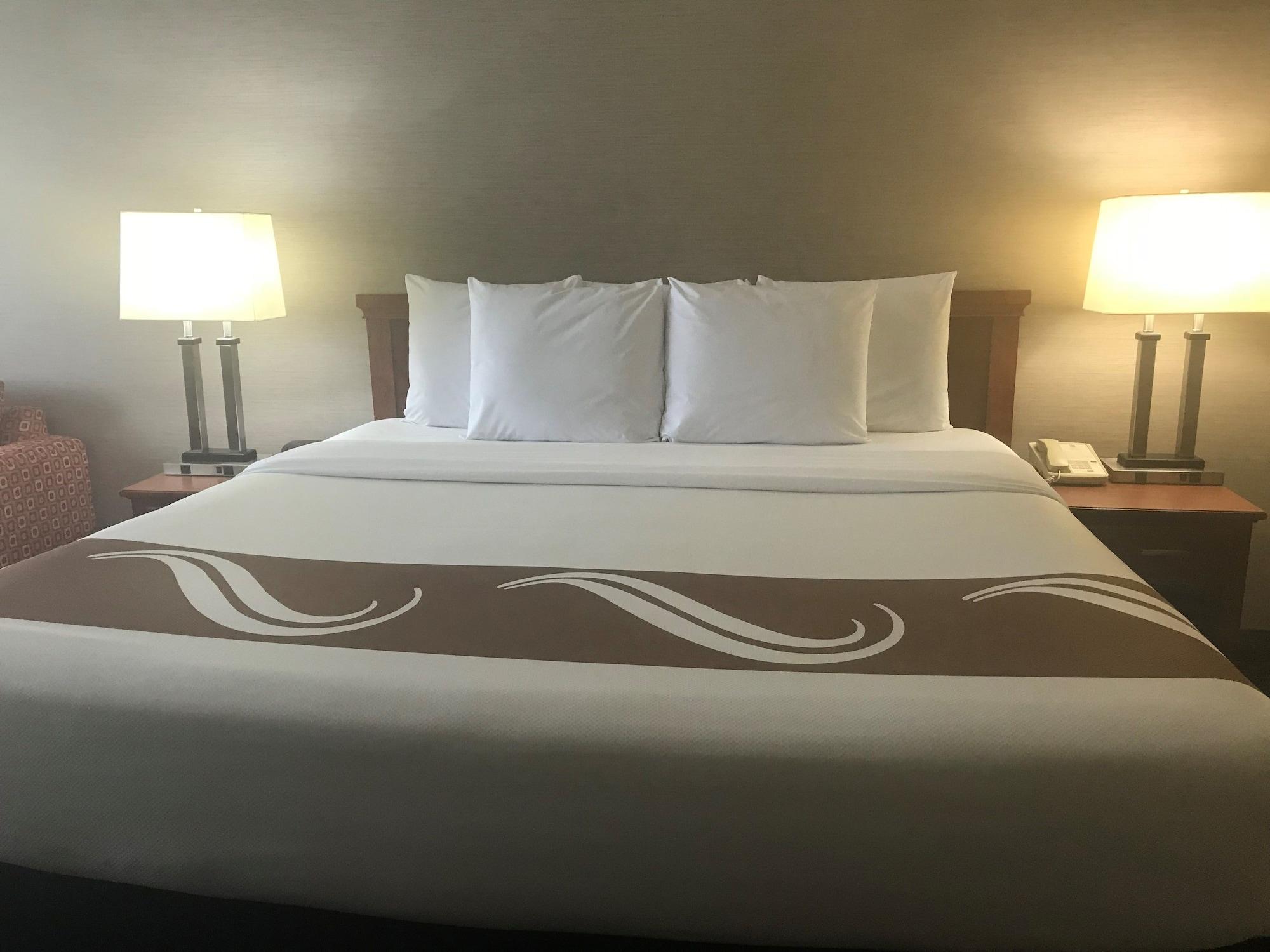 Quality Inn & Suites Vestal Binghamton Near University Exterior foto